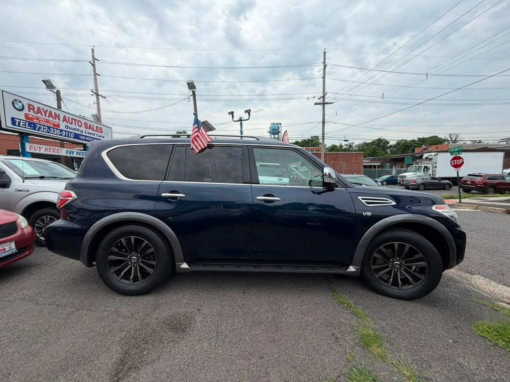 Nissan Armada Platinum AWD 2017