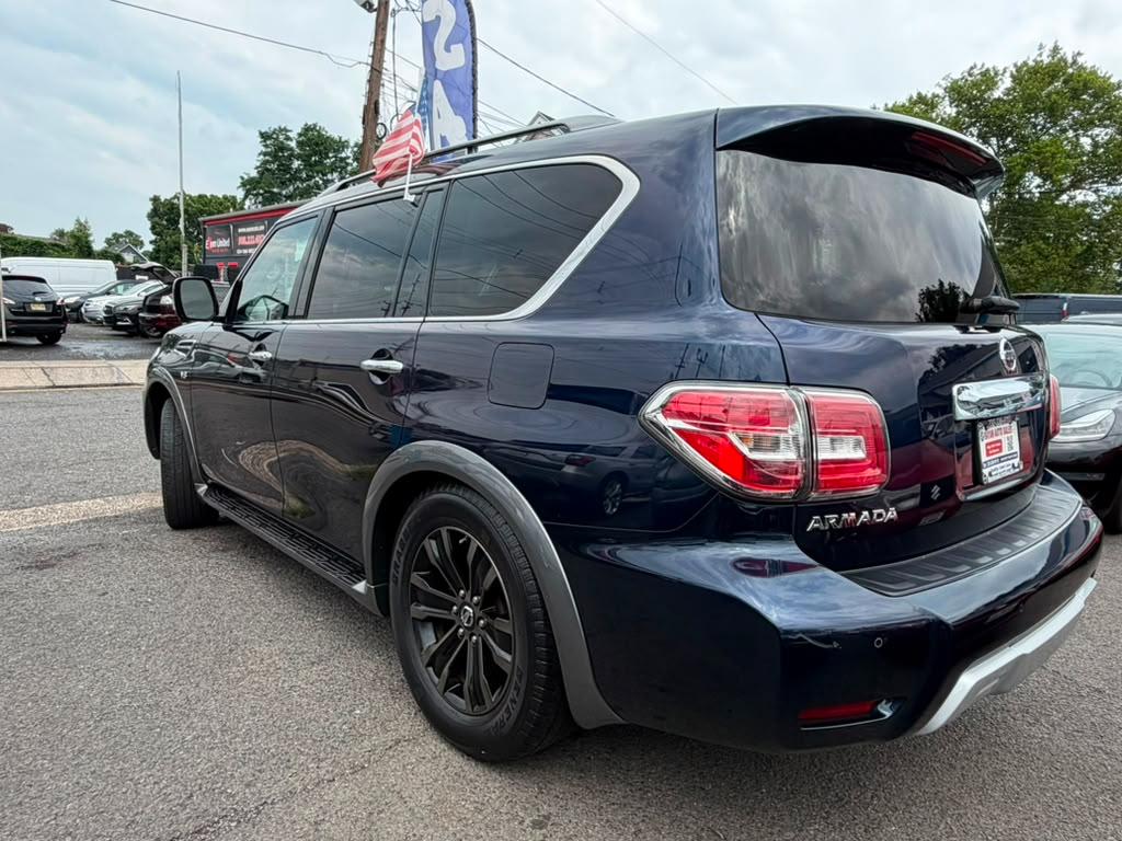 Nissan Armada Platinum AWD 2017