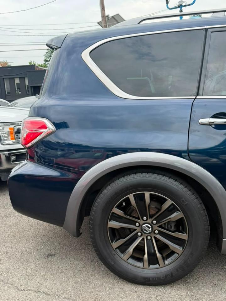 Nissan Armada Platinum AWD 2017