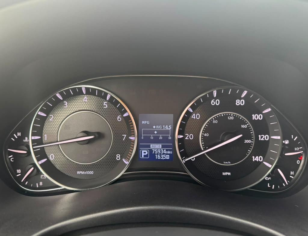 Nissan Armada Platinum AWD 2017