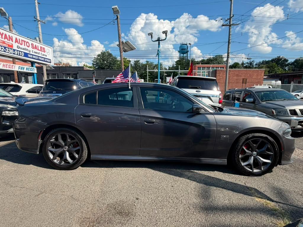 Dodge Charger R/T 2019