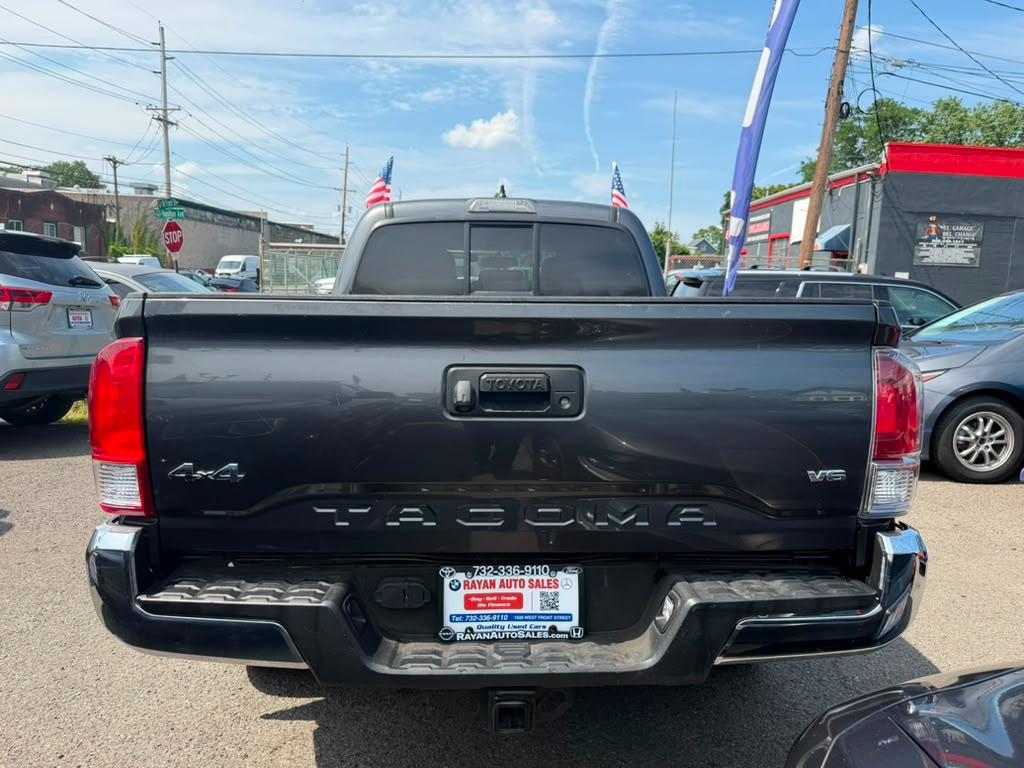 Toyota Tacoma SR5 Double Cab Super Long Bed V6 6AT 4WD 2017
