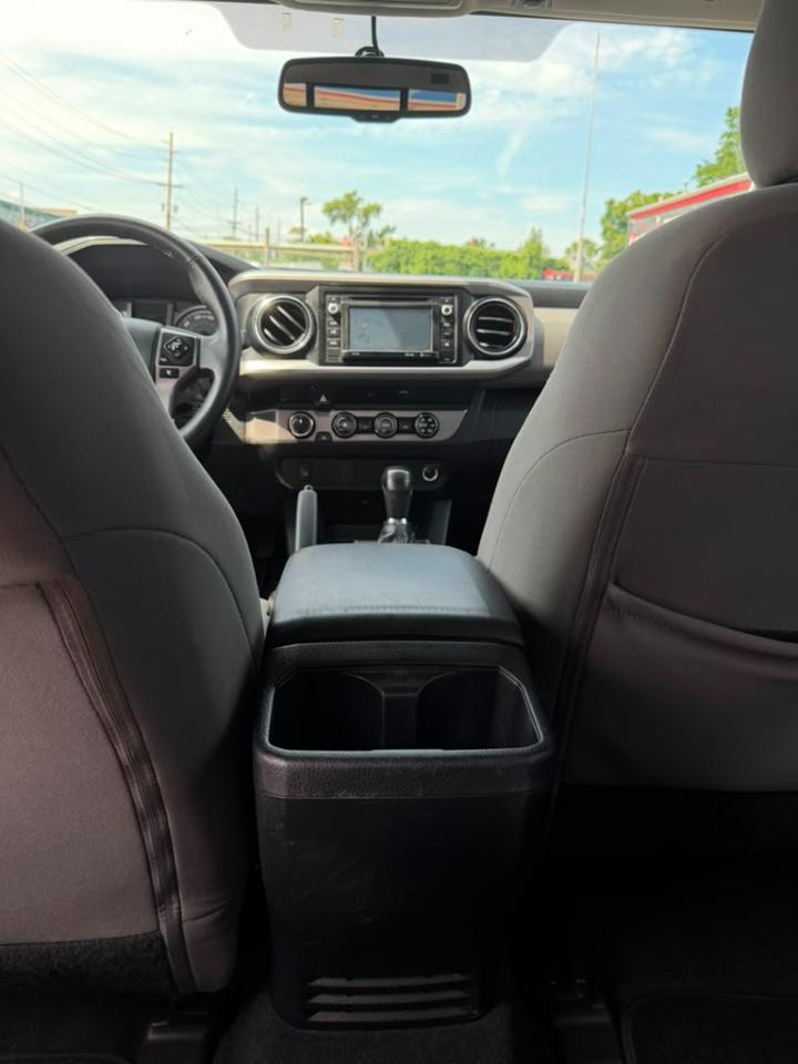 Toyota Tacoma SR5 Double Cab Super Long Bed V6 6AT 4WD 2017