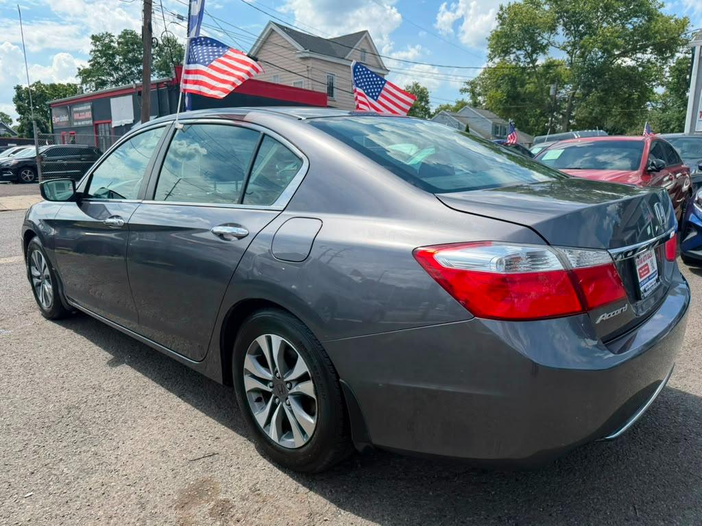 Honda Accord LX Sedan 6-Spd MT 2013