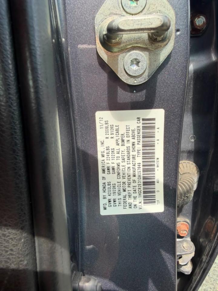 Honda Accord LX Sedan 6-Spd MT 2013