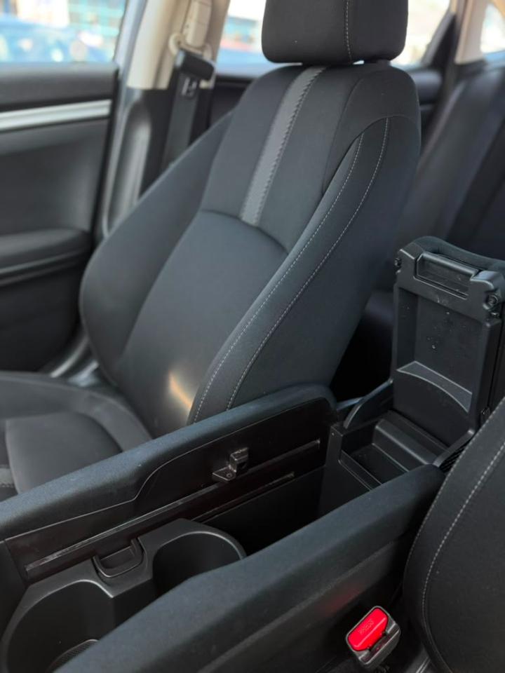 Honda Civic LX Sedan CVT 2018