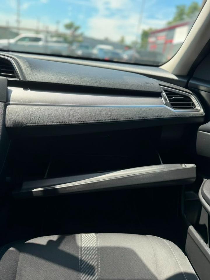Honda Civic LX Sedan CVT 2018