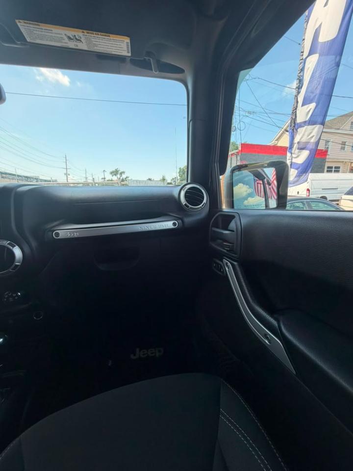 Jeep Wrangler Unlimited Rubicon 4WD 2016
