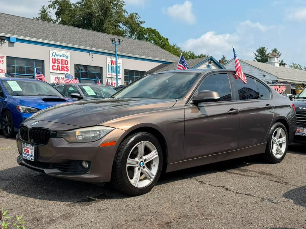 BMW 3-Series 328i xDrive Sedan - SULEV 2013