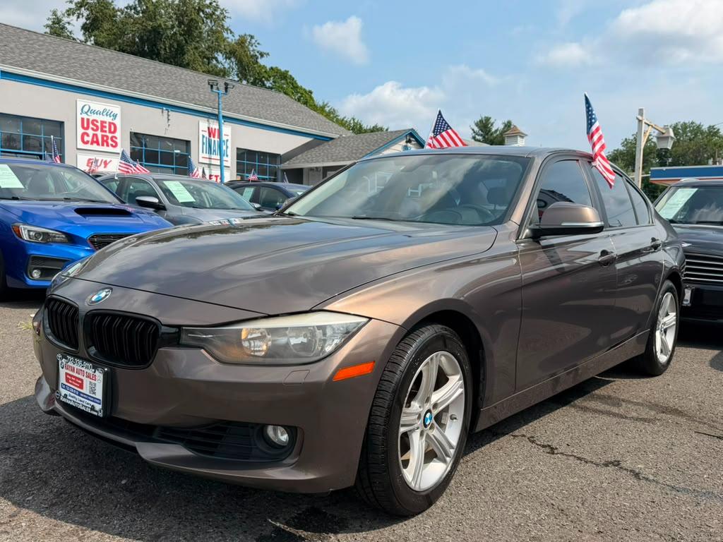 BMW 3-Series 328i xDrive Sedan - SULEV 2013