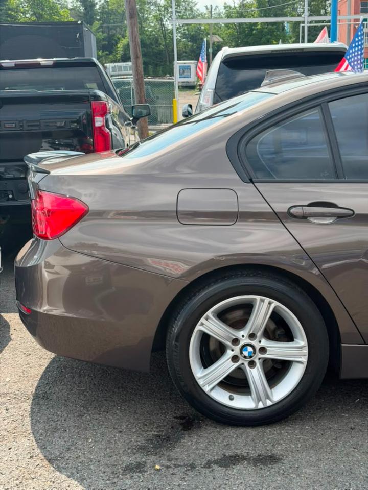 BMW 3-Series 328i xDrive Sedan - SULEV 2013