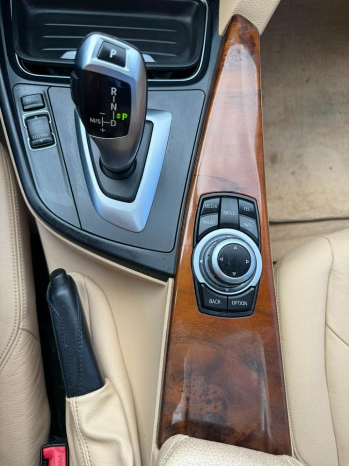 BMW 3-Series 328i xDrive Sedan - SULEV 2013