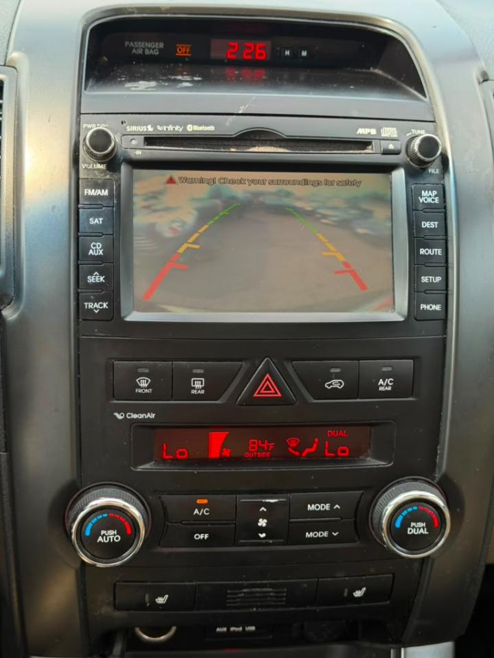 Kia Sorento EX V6 AWD 2011