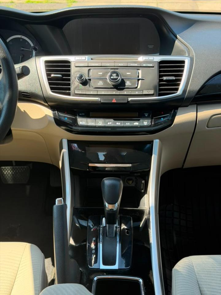 Honda Accord LX Sedan CVT 2016