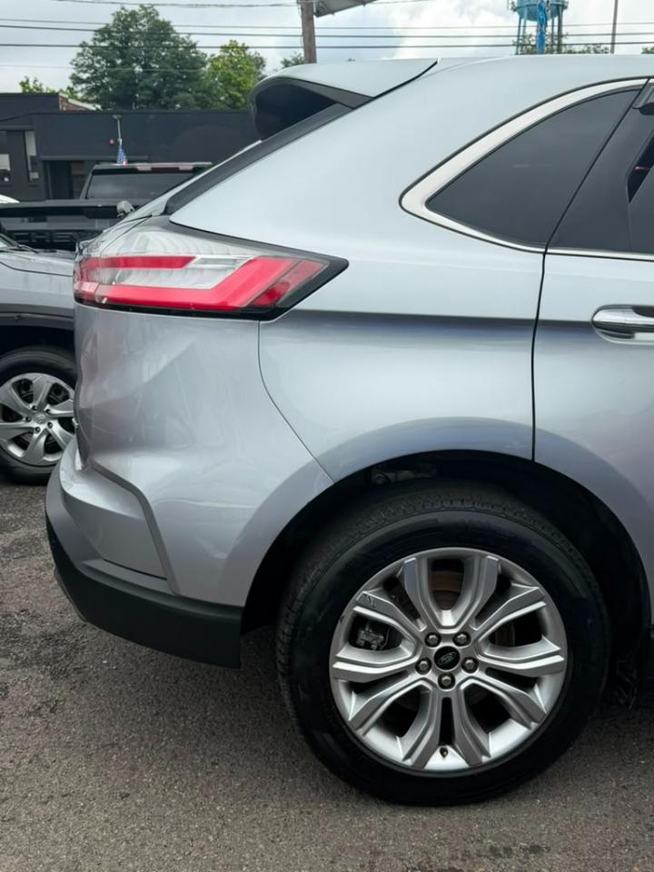 Ford Edge Titanium 2023