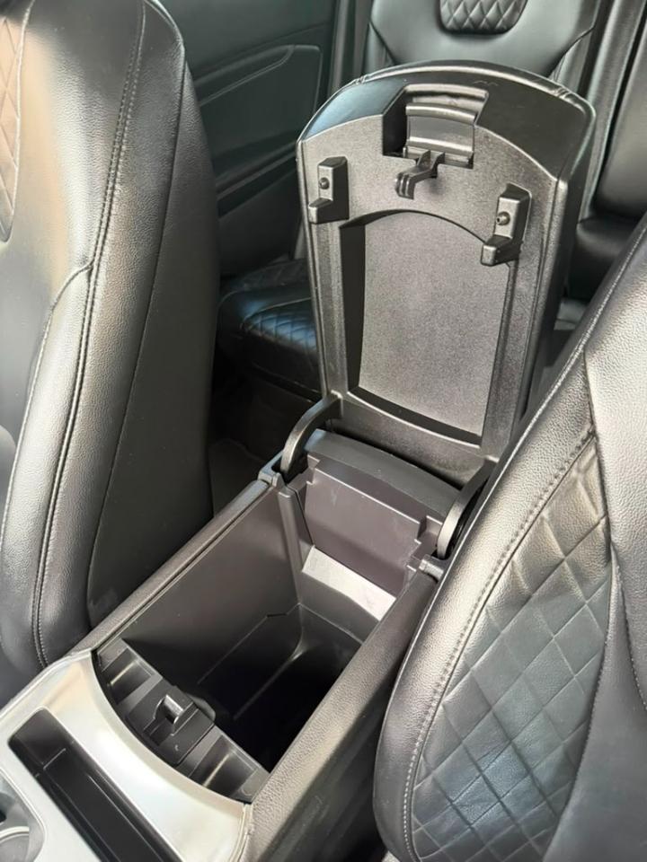 Ford Edge Titanium 2023