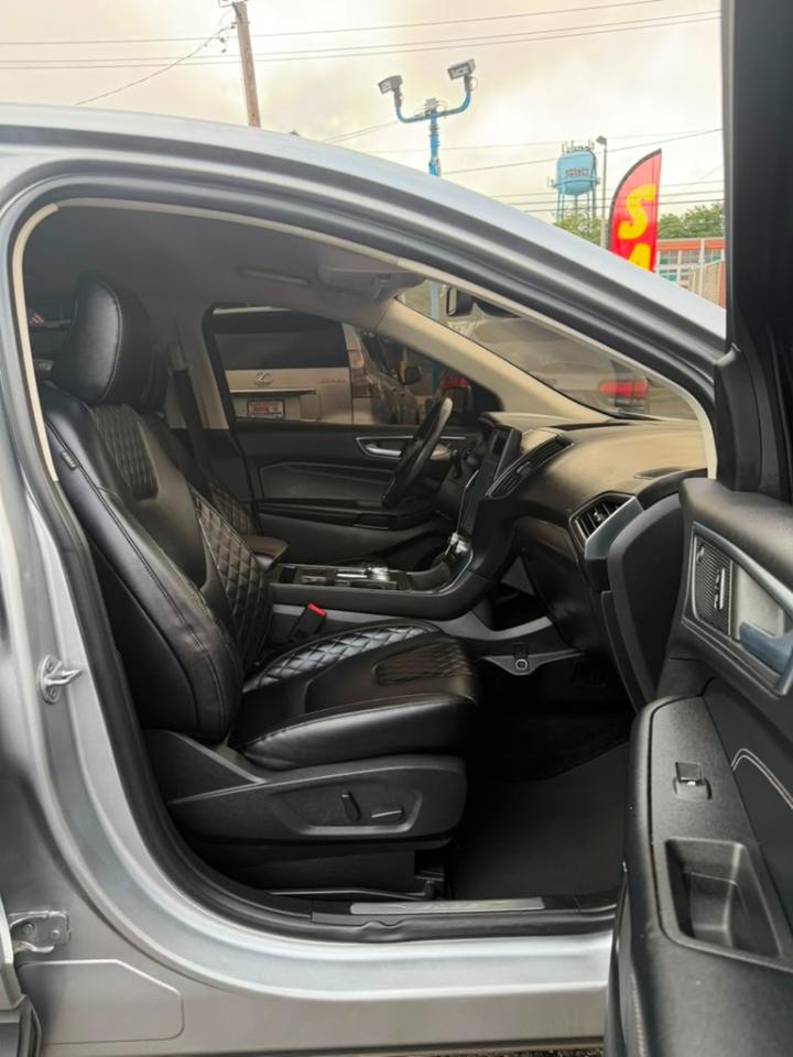 Ford Edge Titanium 2023