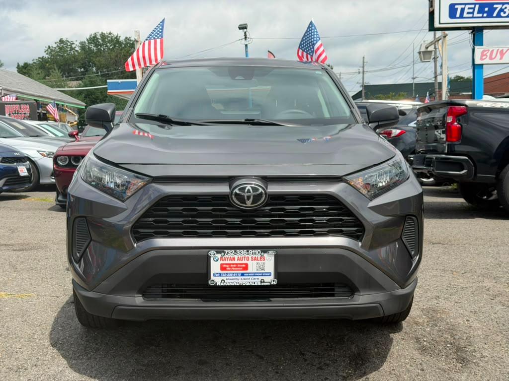 Toyota RAV4 LE AWD 2022