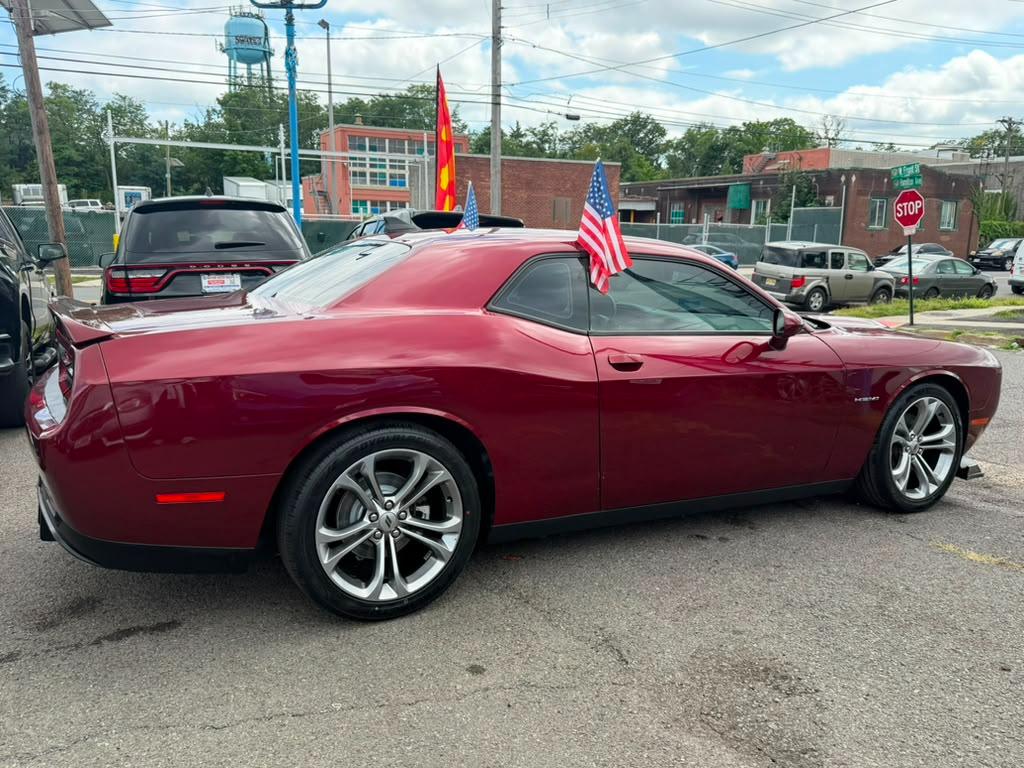 Dodge Challenger R/T 2021
