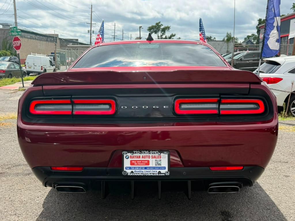 Dodge Challenger R/T 2021