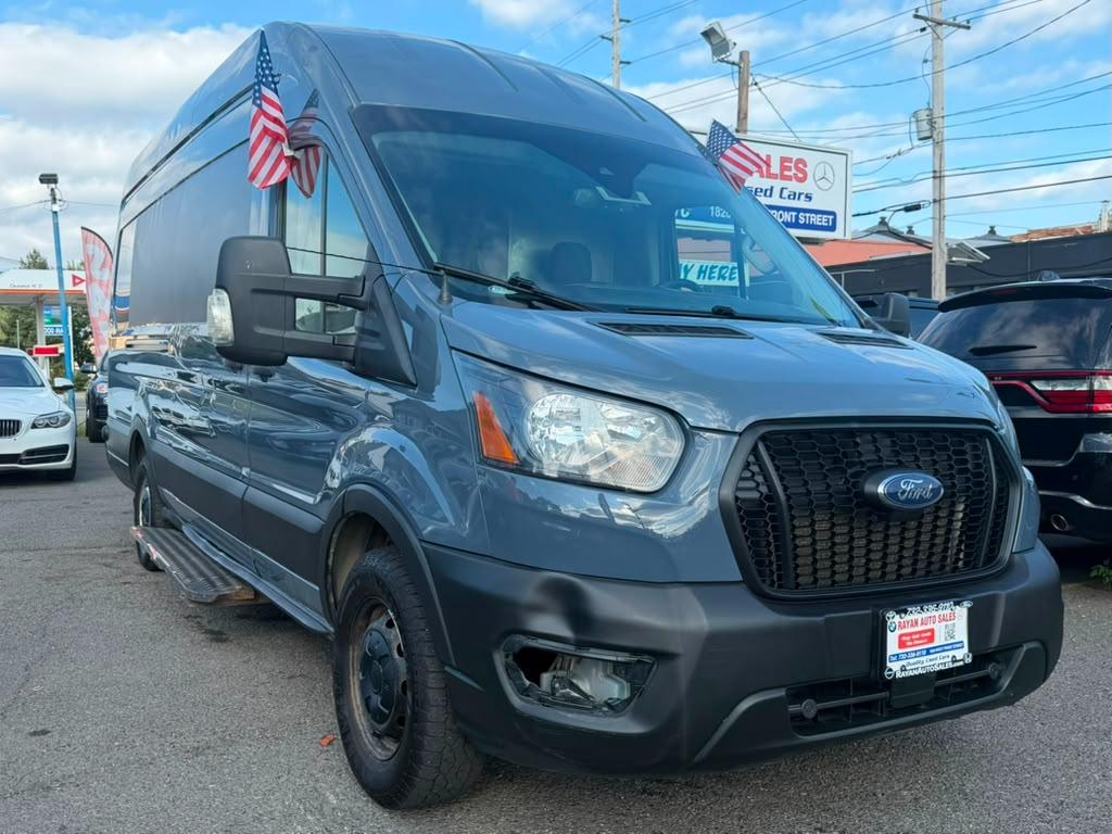 Ford Transit 250 Van High Roof w/Sliding Pass. 148-in. WB EL 2021