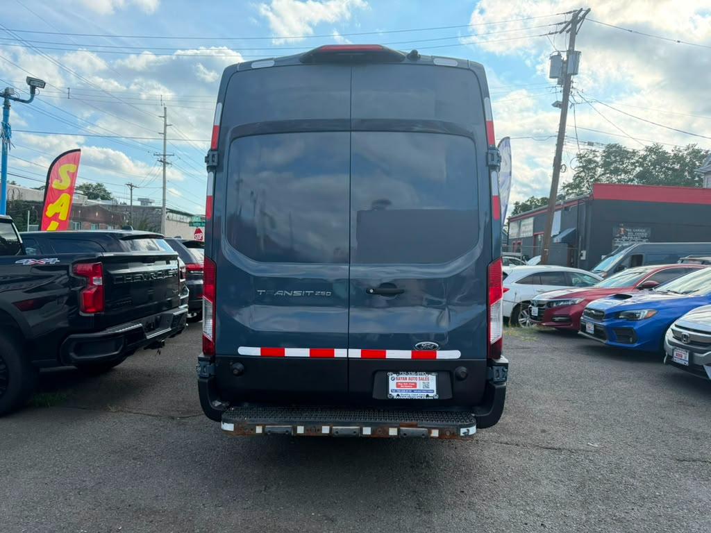 Ford Transit 250 Van High Roof w/Sliding Pass. 148-in. WB EL 2021