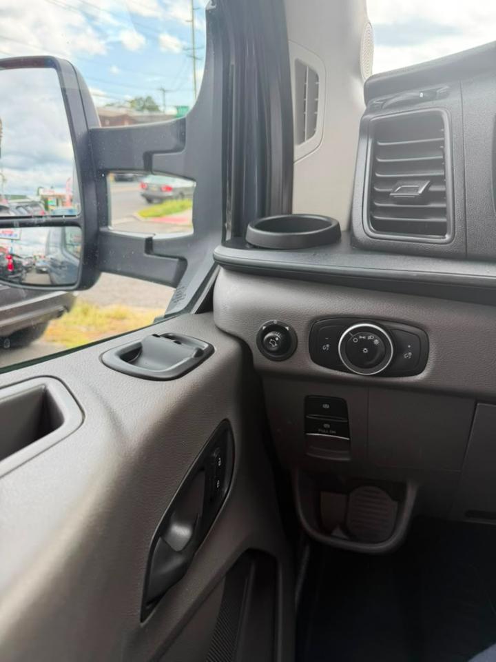 Ford Transit 250 Van High Roof w/Sliding Pass. 148-in. WB EL 2021