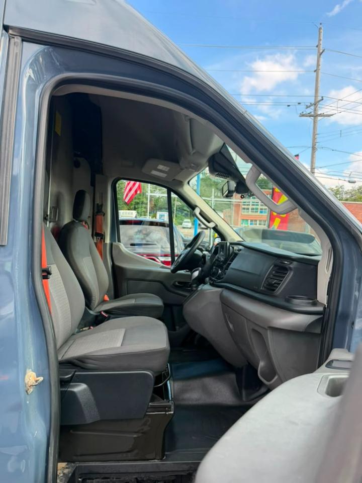 Ford Transit 250 Van High Roof w/Sliding Pass. 148-in. WB EL 2021