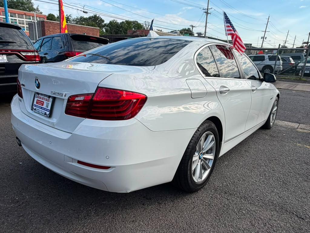 BMW 5-Series 528i xDrive 2014