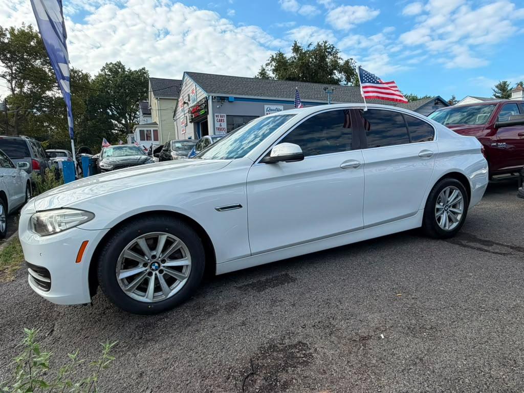 BMW 5-Series 528i xDrive 2014