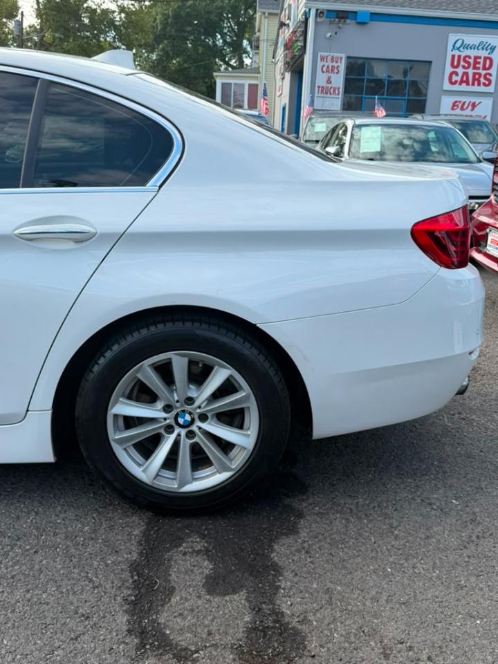 BMW 5-Series 528i xDrive 2014