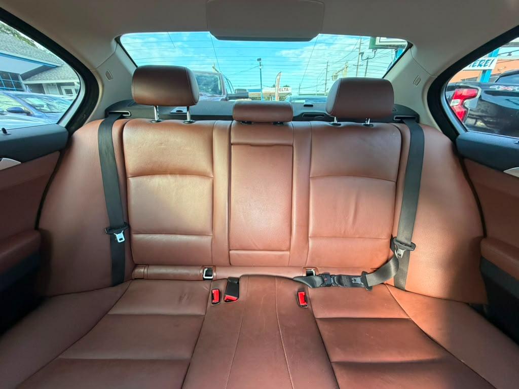 BMW 5-Series 528i xDrive 2014