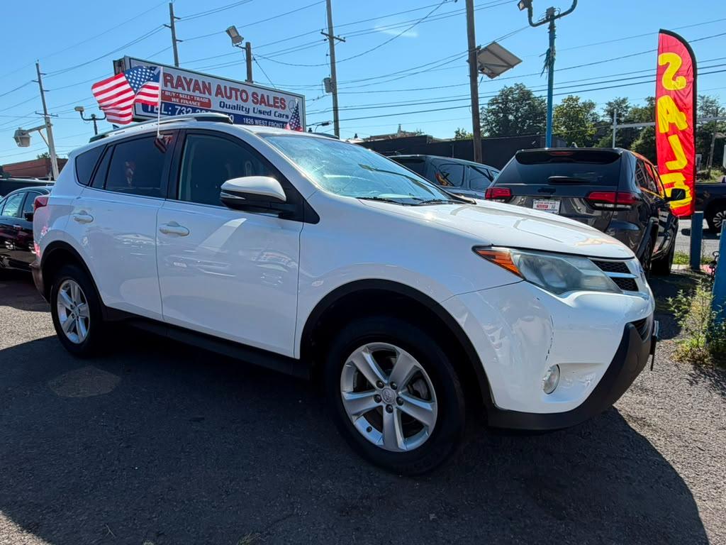 Toyota RAV4 XLE AWD 2014