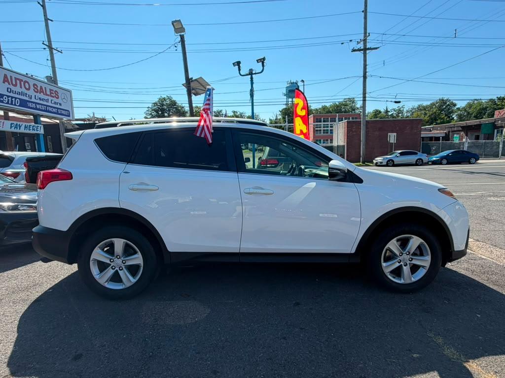 Toyota RAV4 XLE AWD 2014
