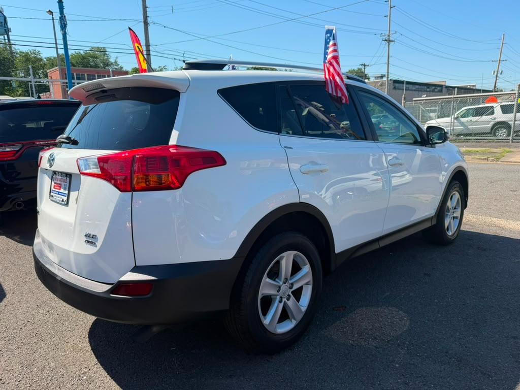 Toyota RAV4 XLE AWD 2014