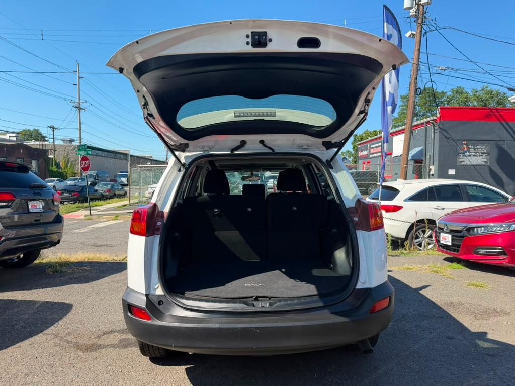 Toyota RAV4 XLE AWD 2014