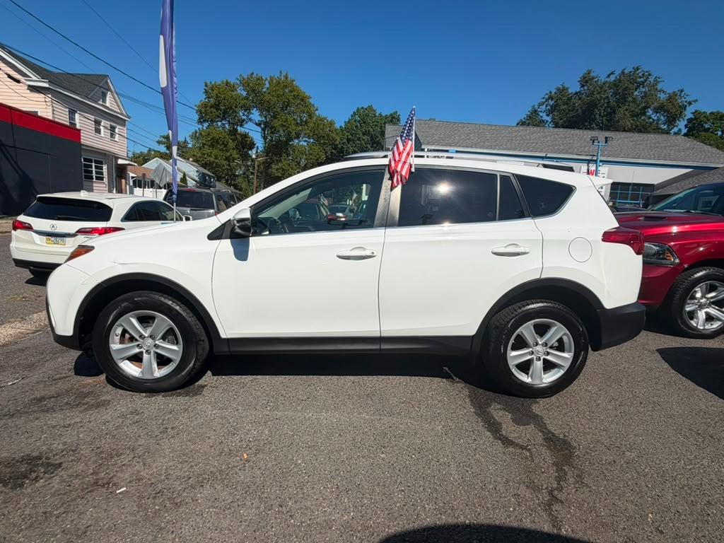 Toyota RAV4 XLE AWD 2014