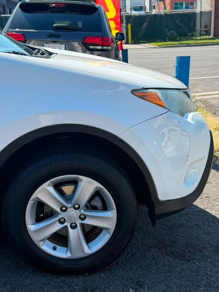 Toyota RAV4 XLE AWD 2014