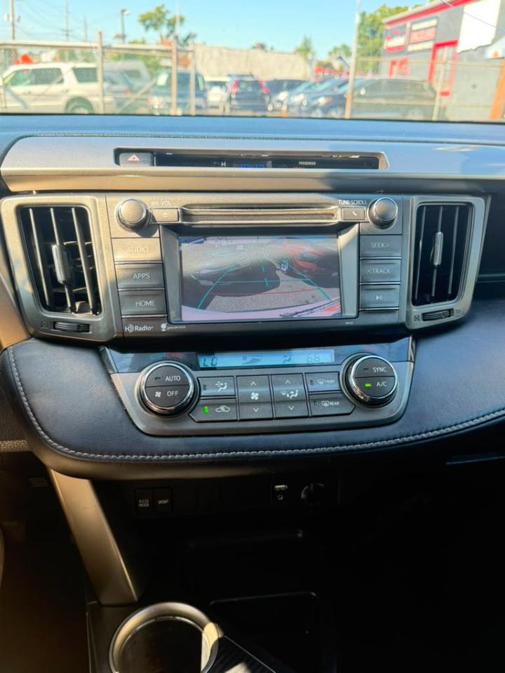 Toyota RAV4 XLE AWD 2014