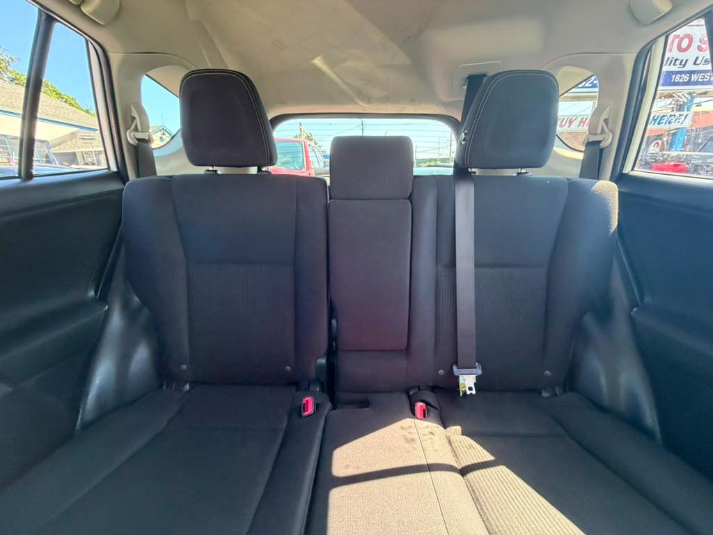 Toyota RAV4 XLE AWD 2014