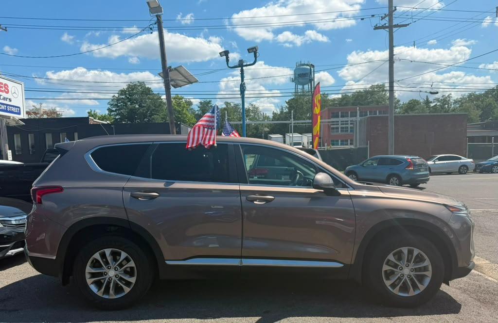 Hyundai Santa Fe SE 2.4 2019