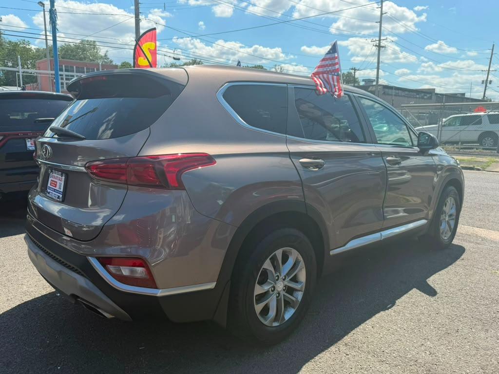 Hyundai Santa Fe SE 2.4 2019