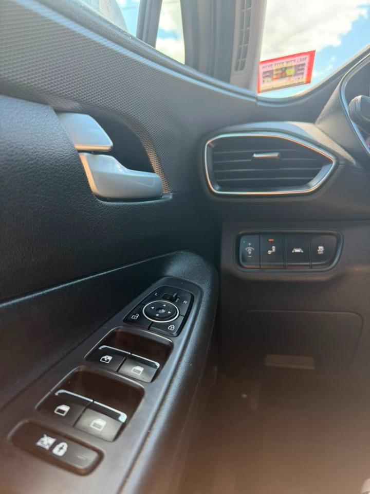 Hyundai Santa Fe SE 2.4 2019