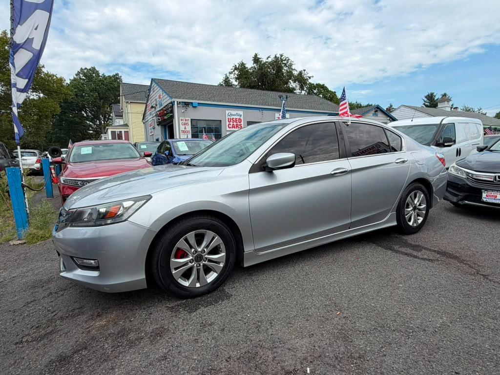 Honda Accord LX Sedan 6-Spd MT 2015