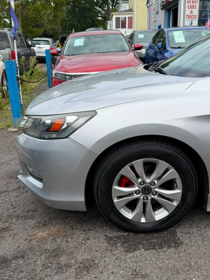 Honda Accord LX Sedan 6-Spd MT 2015