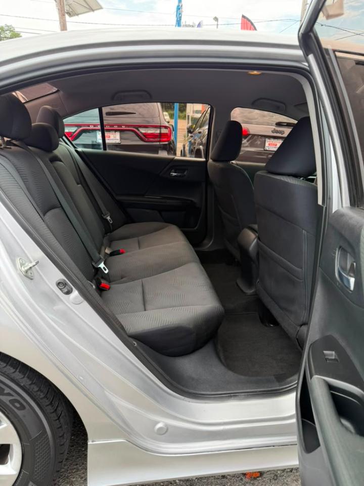 Honda Accord LX Sedan 6-Spd MT 2015
