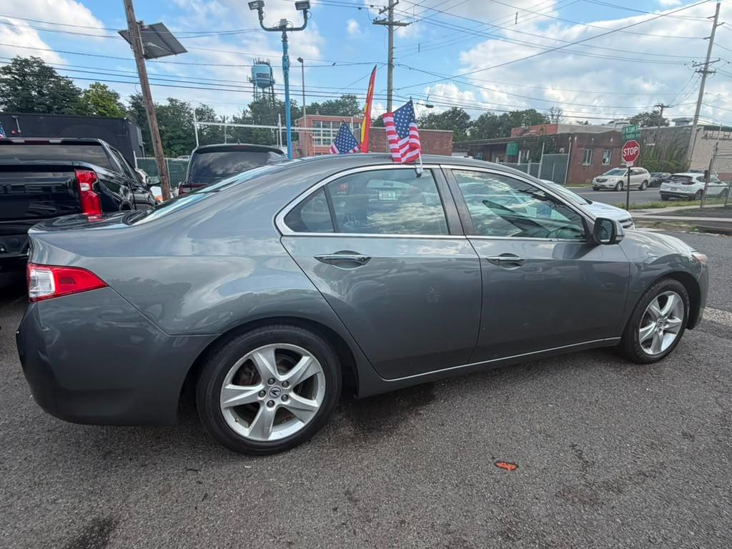Acura TSX 5-speed AT 2010