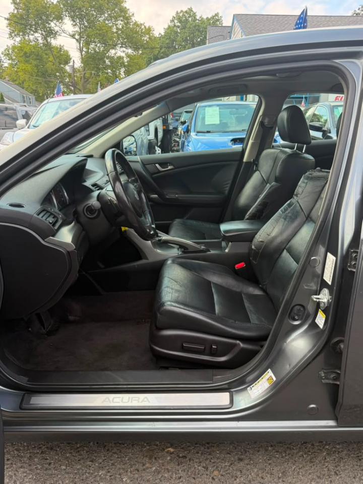 Acura TSX 5-speed AT 2010