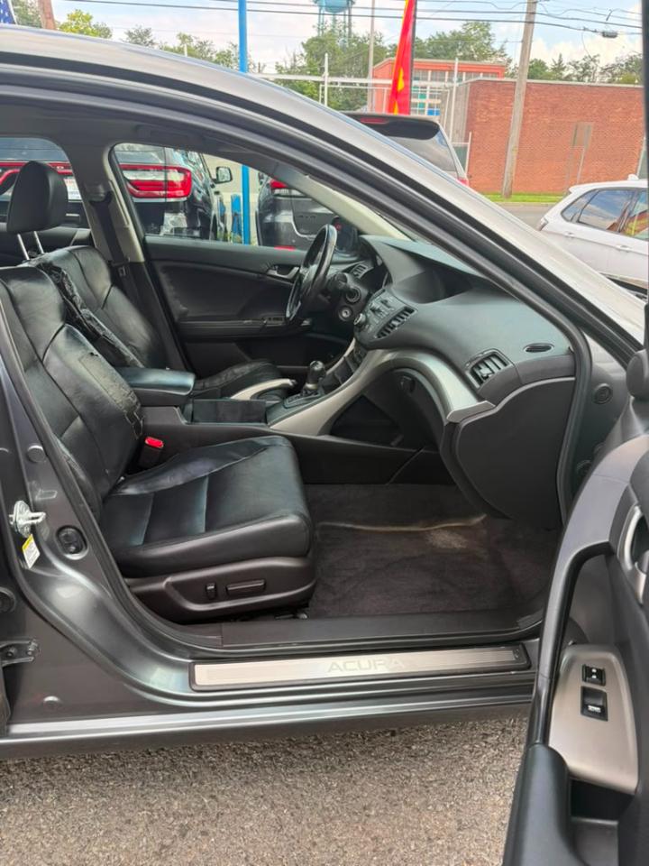 Acura TSX 5-speed AT 2010