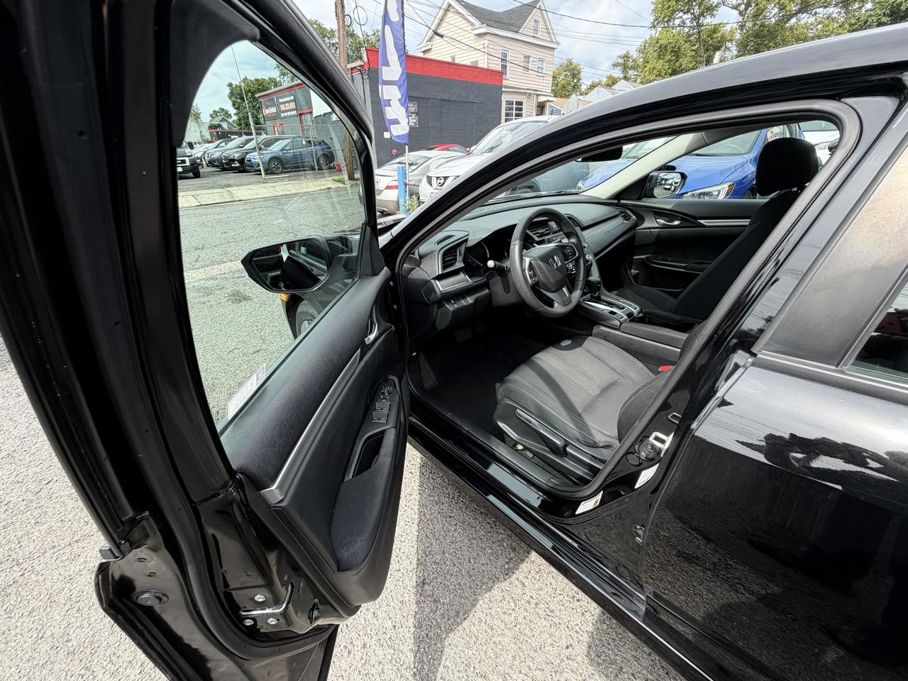 Honda Civic LX Sedan CVT 2018